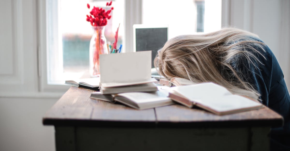 Le sommeil excessif : signe de burn-out ou simple fatigue ?
