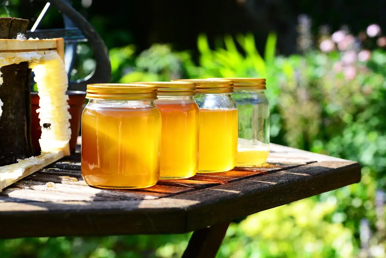 Comment utiliser citron et miel pour réduire les taches sombres ?