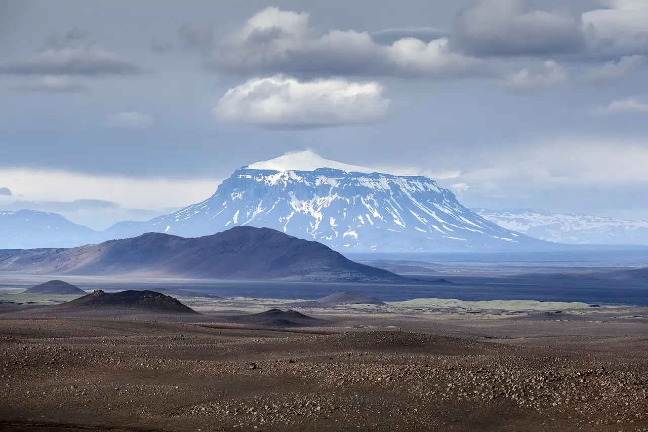 Quelle est l'histoire succincte de l'Islande ?