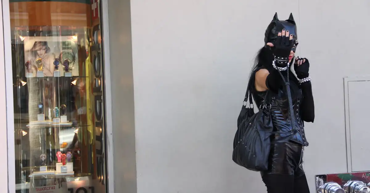 Qui incarne Catwoman dans The Dark Knight Rises ?