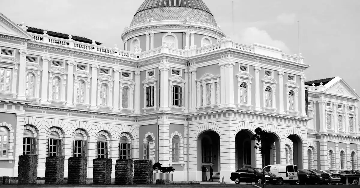 Quelle est l'histoire concise de Singapour en quelques lignes ?