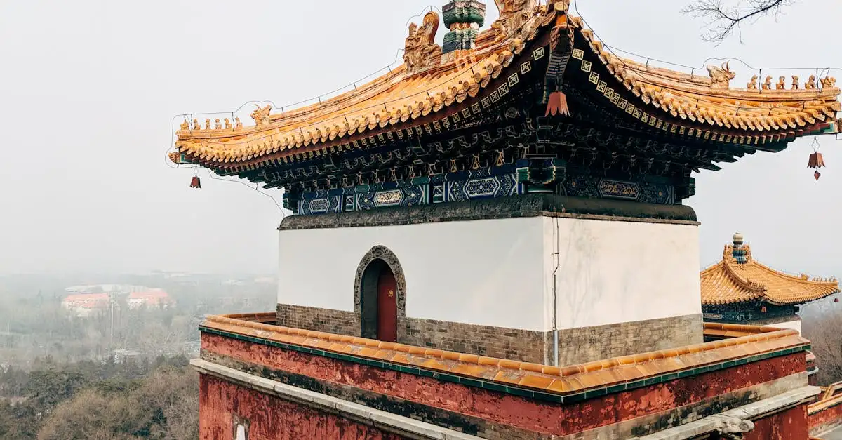 Qui est le premier empereur de Chine dans l'histoire ?