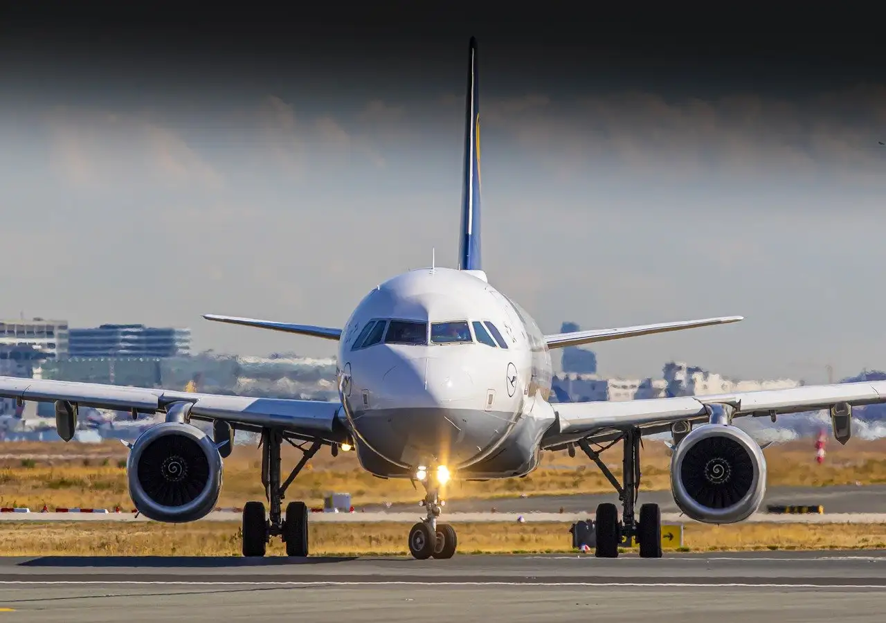 Comment les aéroports s'adaptent-ils aux gros avions ?