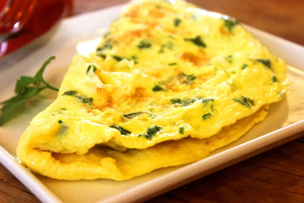 Comment préparer une omelette légère et simple ?