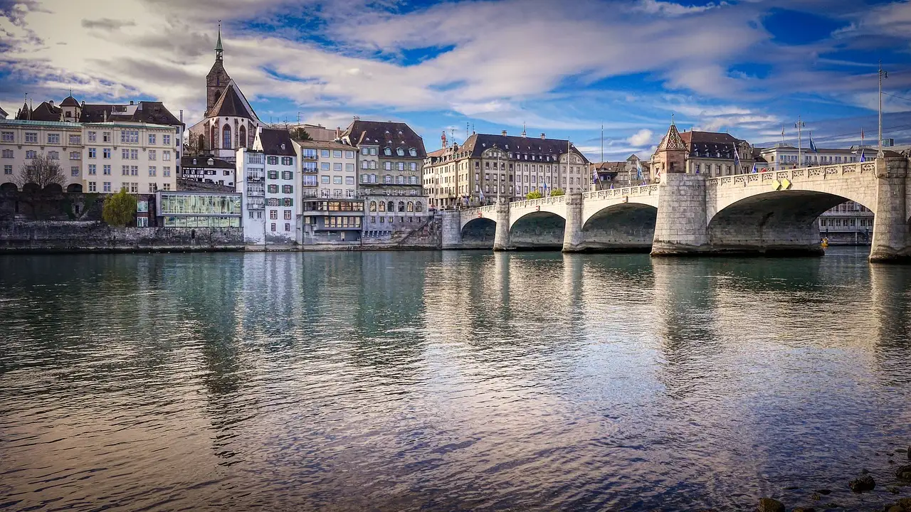Où est situé le Kunstmuseum de Bâle en Suisse ?