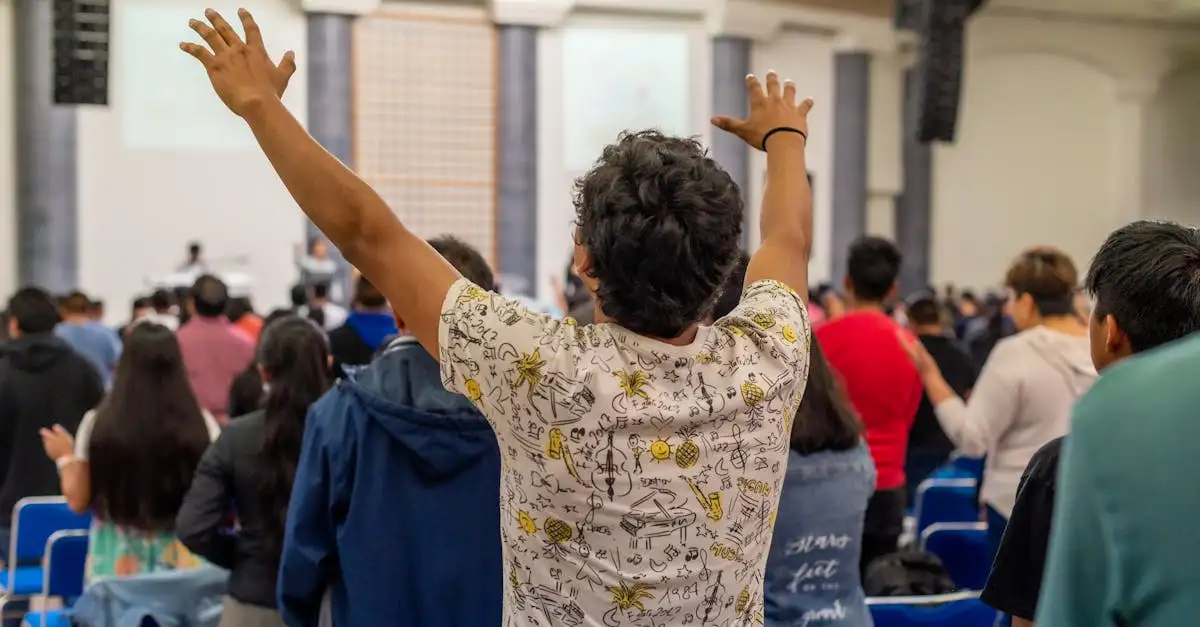 Quel est le rôle de la religion dans les communautés mayas ?