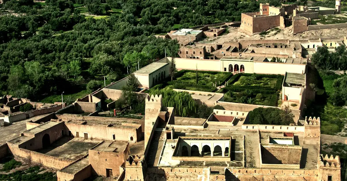 Quelle ville marocaine était un centre culturel au Moyen Âge ?
