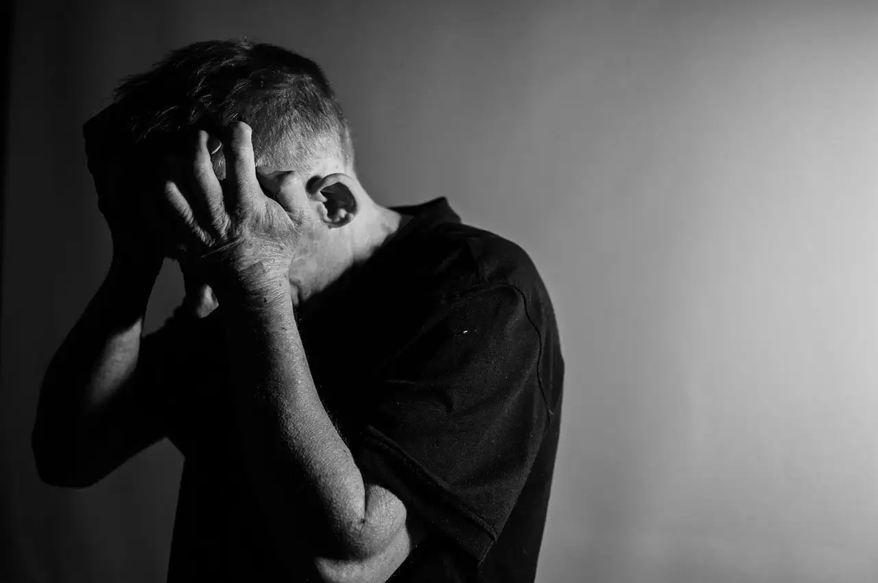 Quelle est la différence entre tristesse et dépression ?