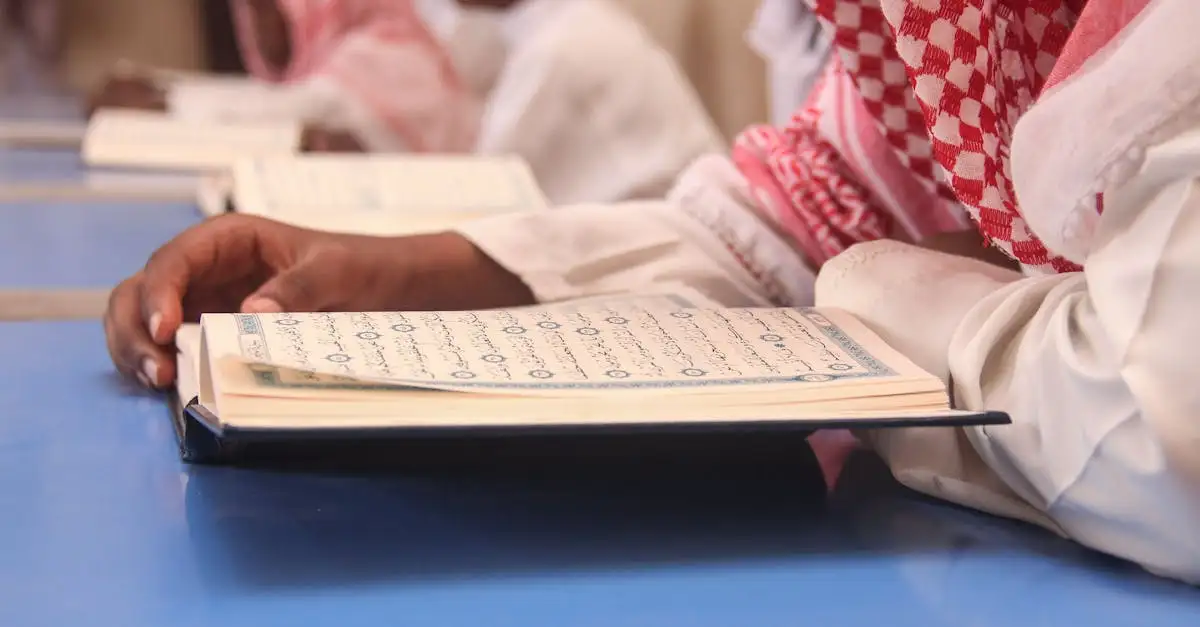 Quelle ville algérienne fut le berceau de l'enseignement islamique ?
