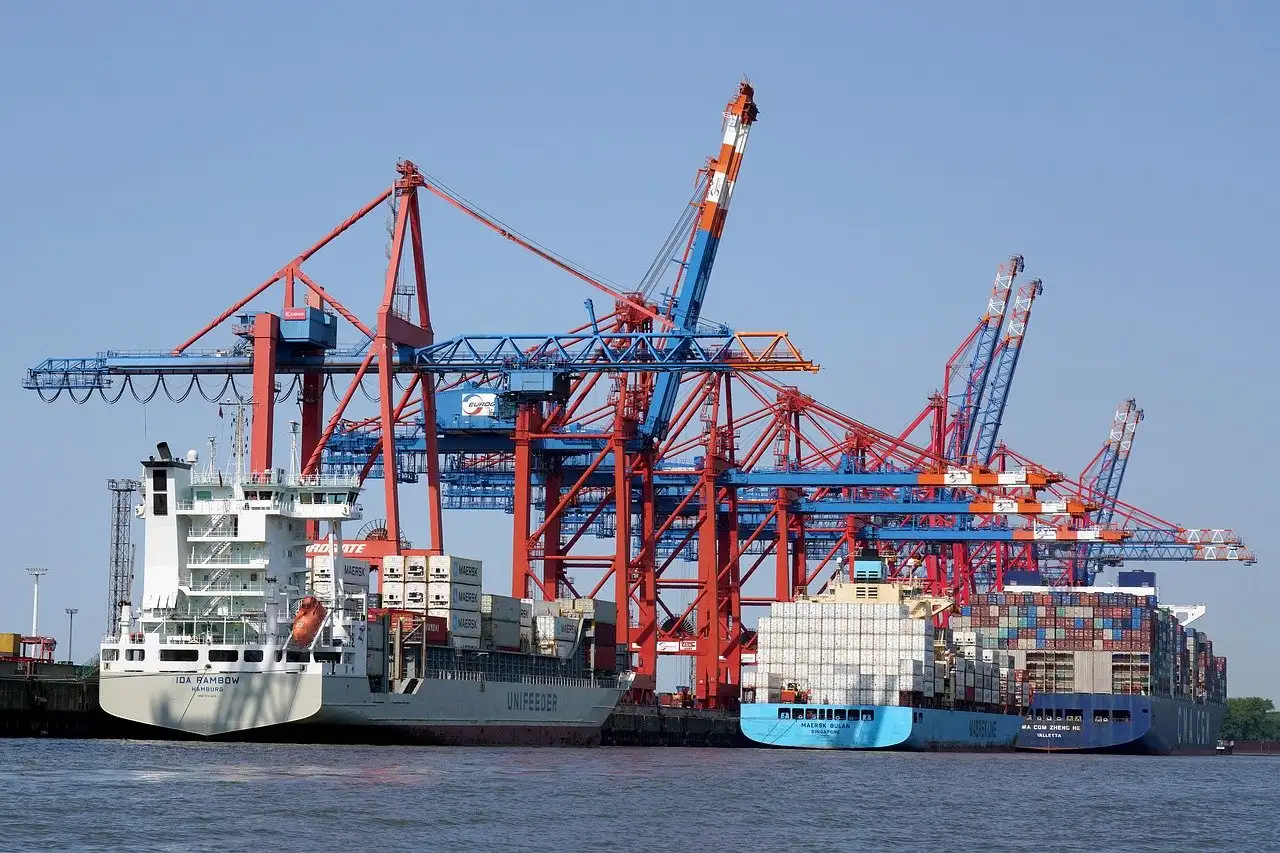 Quel rôle ont joué les Moluques dans le commerce européen ?