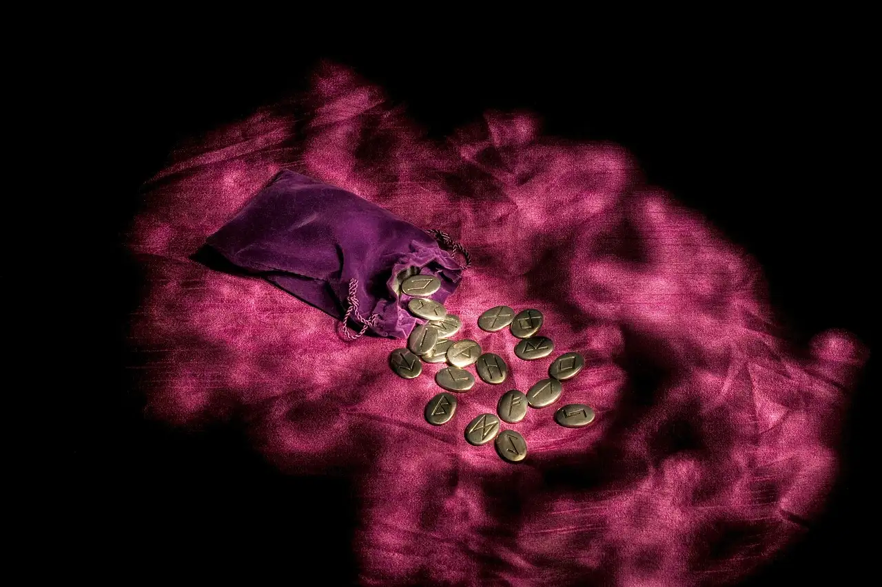 Quelle est la signification des runes en mythologie nordique ?