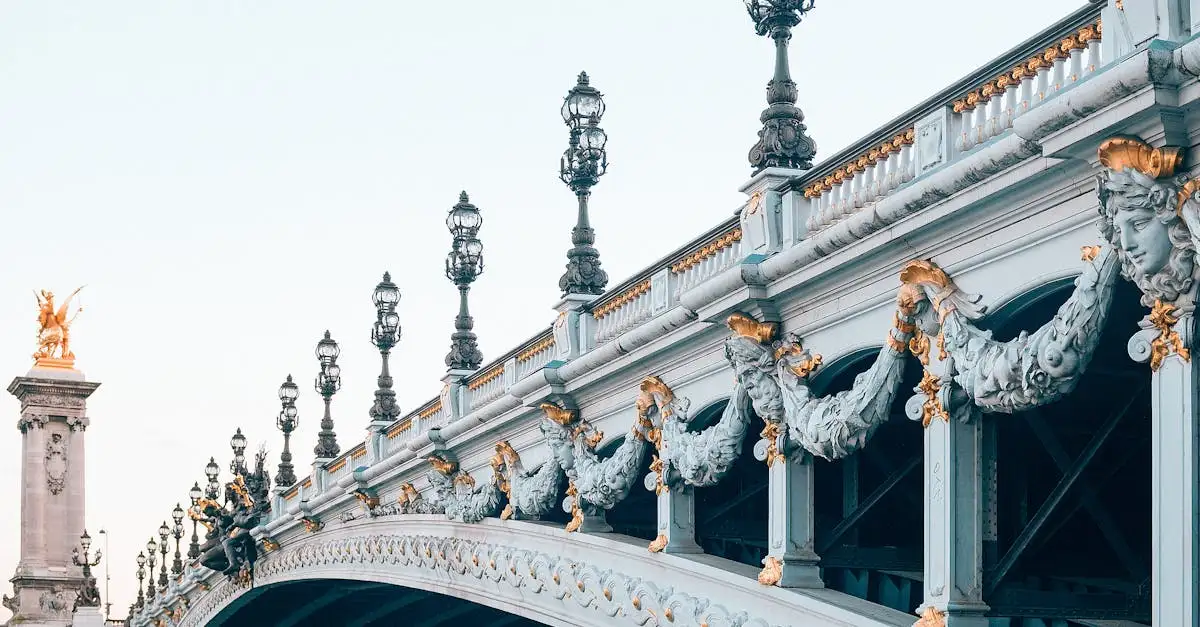 Quelle ville a été le port héros du Siècle d'Or ?