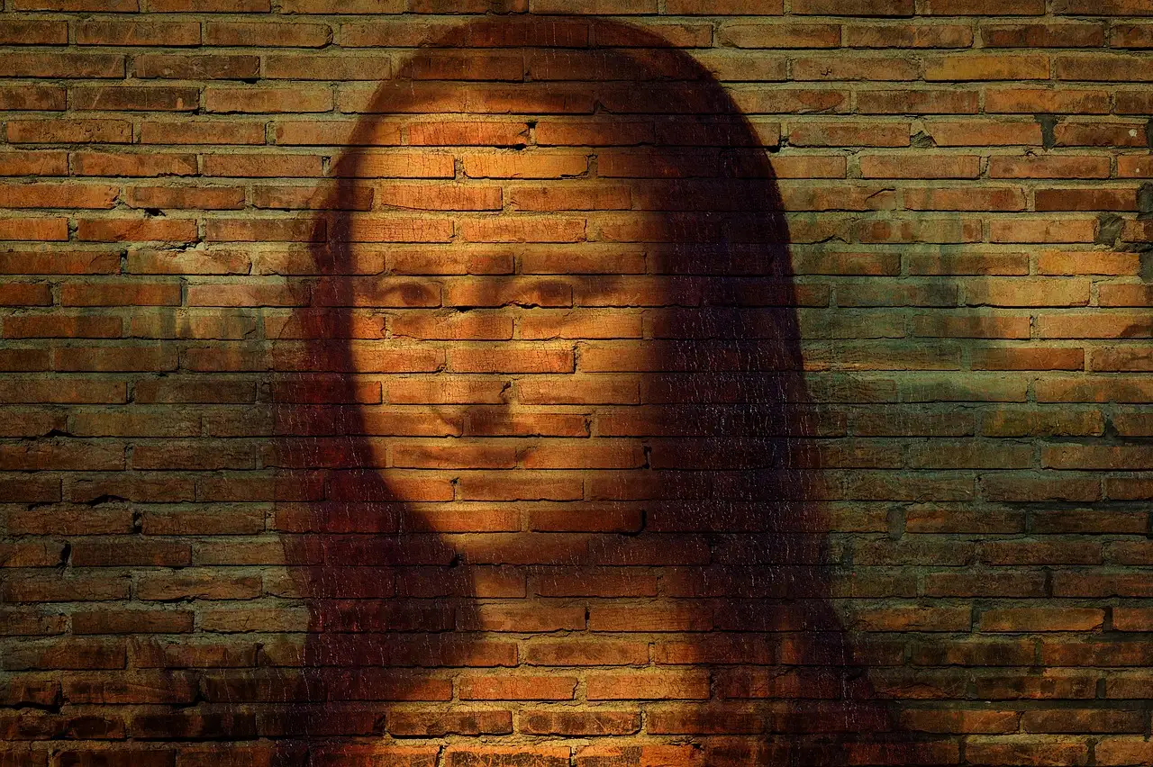 Qui a peint la célèbre Mona Lisa ? Découvrez l'artiste !