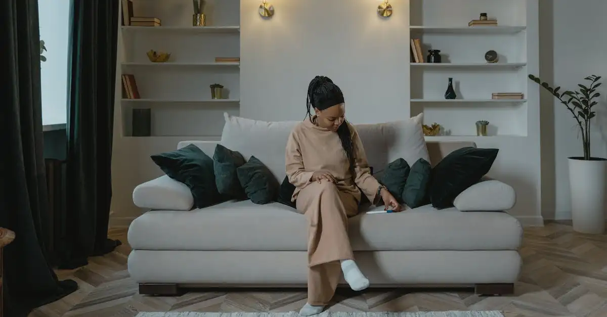 Quel tapis choisir avec un canapé noir pour un accord parfait ?