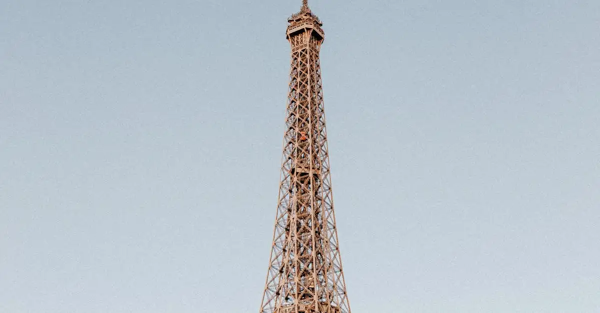 Quelle est la hauteur exacte de la tour Eiffel ?