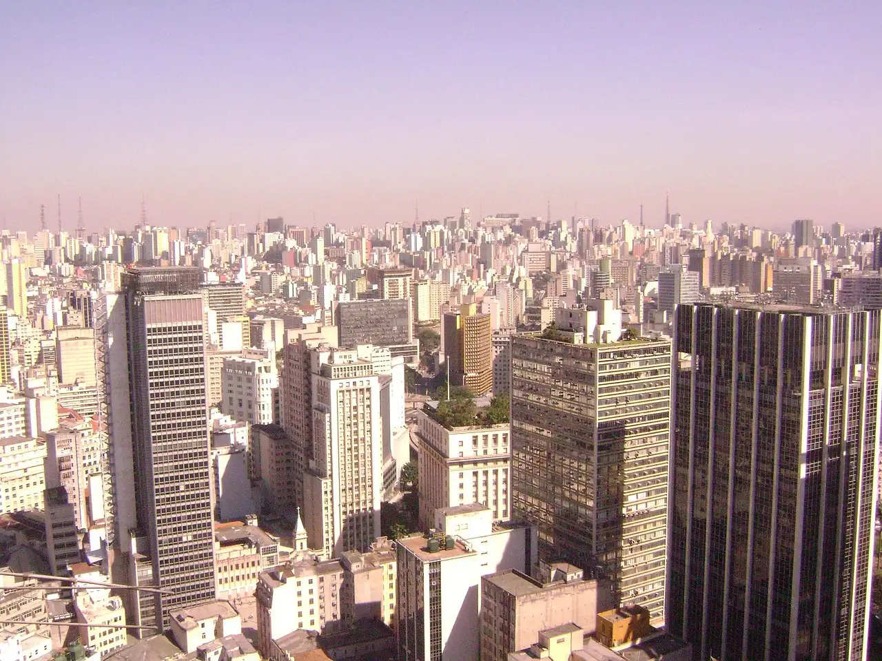 Quelle est la ville d'origine du São Paulo FC au Brésil ?